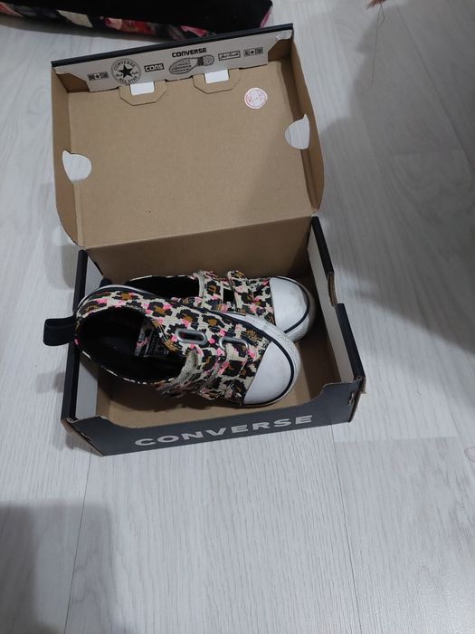 Teniși Converse fete