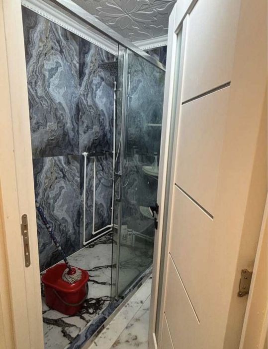 Vand Apartament - Decomandat - 3 Camere - Etaj 1 - URGENT !