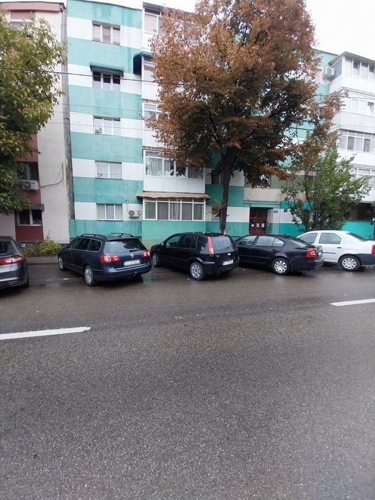 Închiriez apartament 2 camere craiovita la kaufland