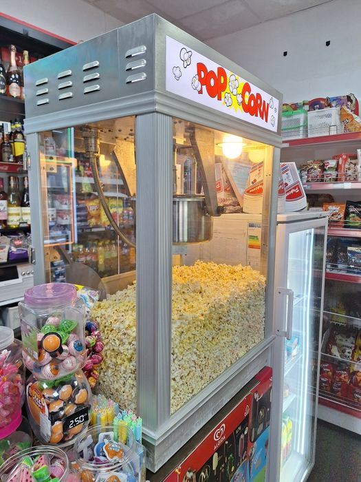 Mașină/aparat de popcorn ultra profesională marca Gold Medal Made în USA.  Preț 1600€ fix!