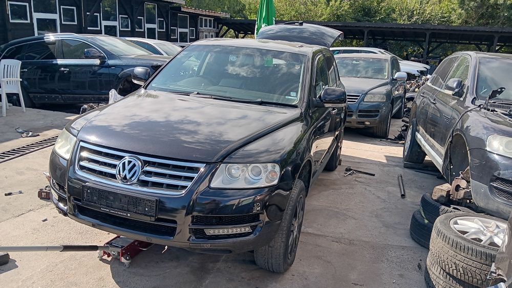 Vw Touareg 2.5 R5 ,174 к.с. ,60 броя на части