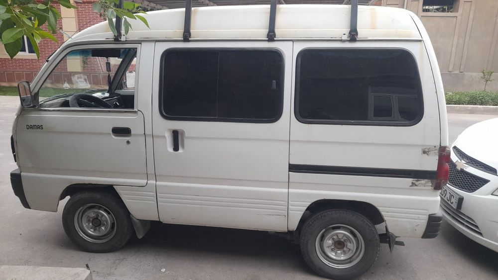 Дамас русумли авто сотилади