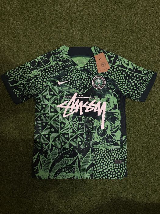 10 tricouri nike stussy
