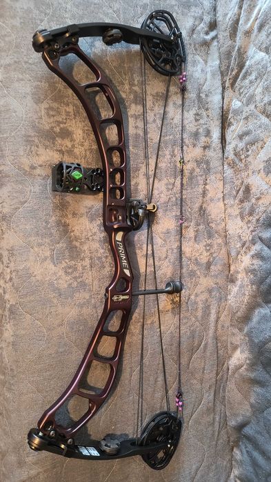 Лък компаунд Prime Centergy hybrid