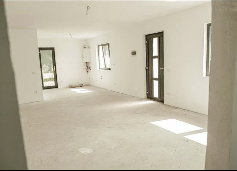Casa construita 2024-2025 materiale premium in Horia Neamt