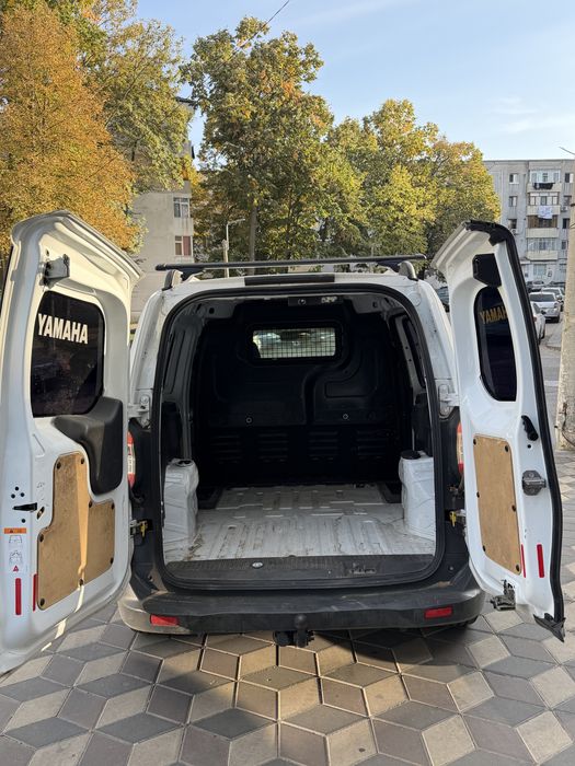 Ford transit courier 1.6 diesel