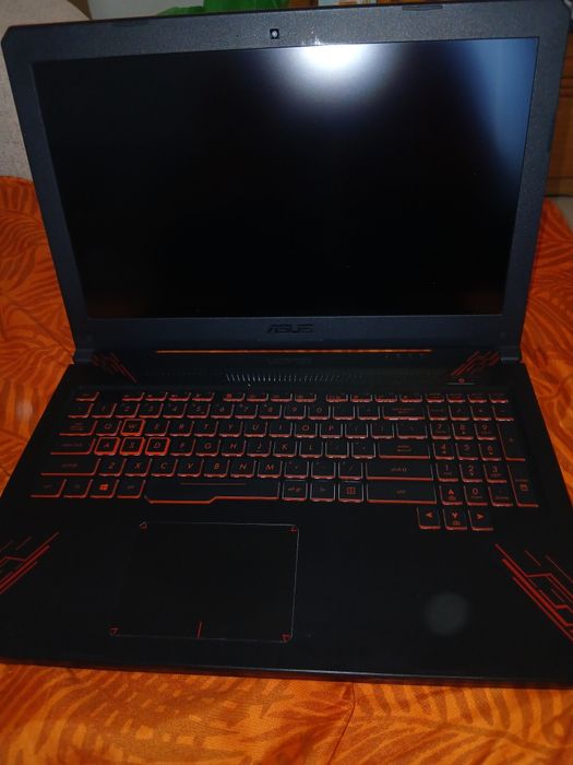 Vand laptop acer gaming