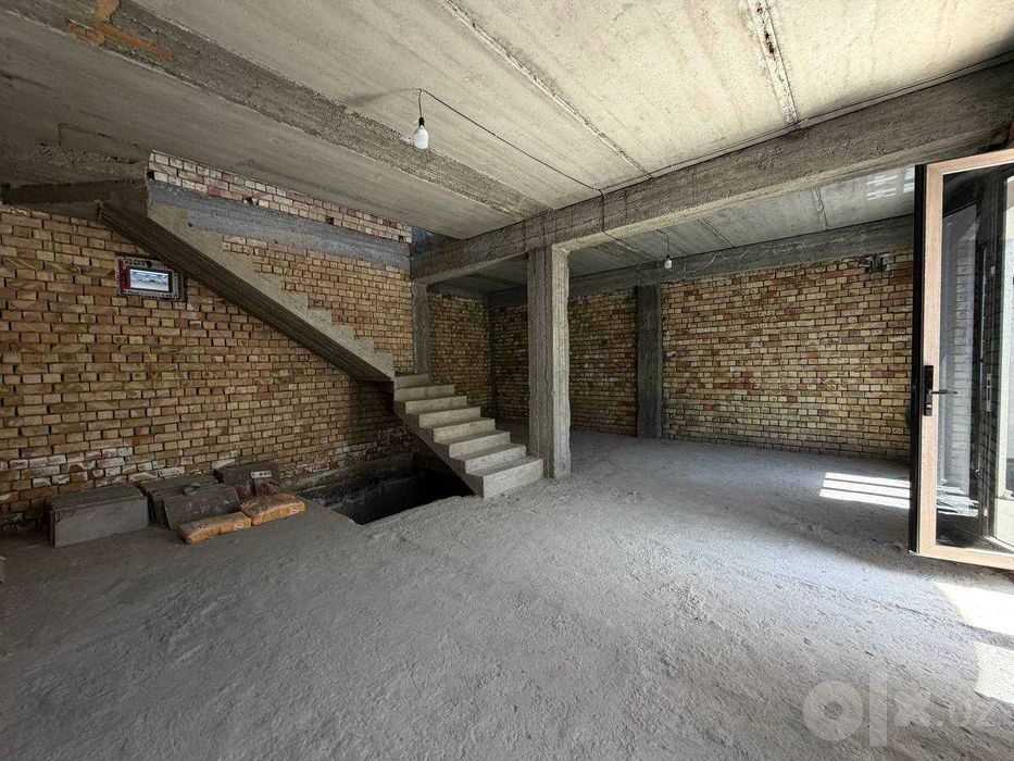 Коттедж 5-комнатный, 215 м², Мирабадский район
