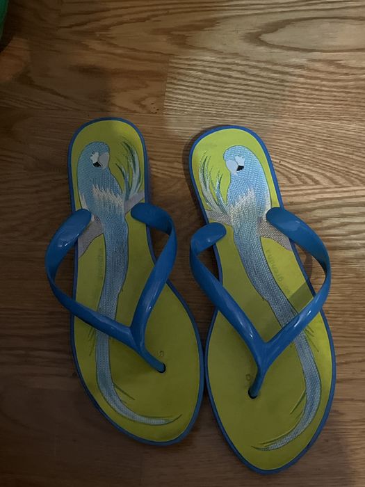 продам летние шлепанцы