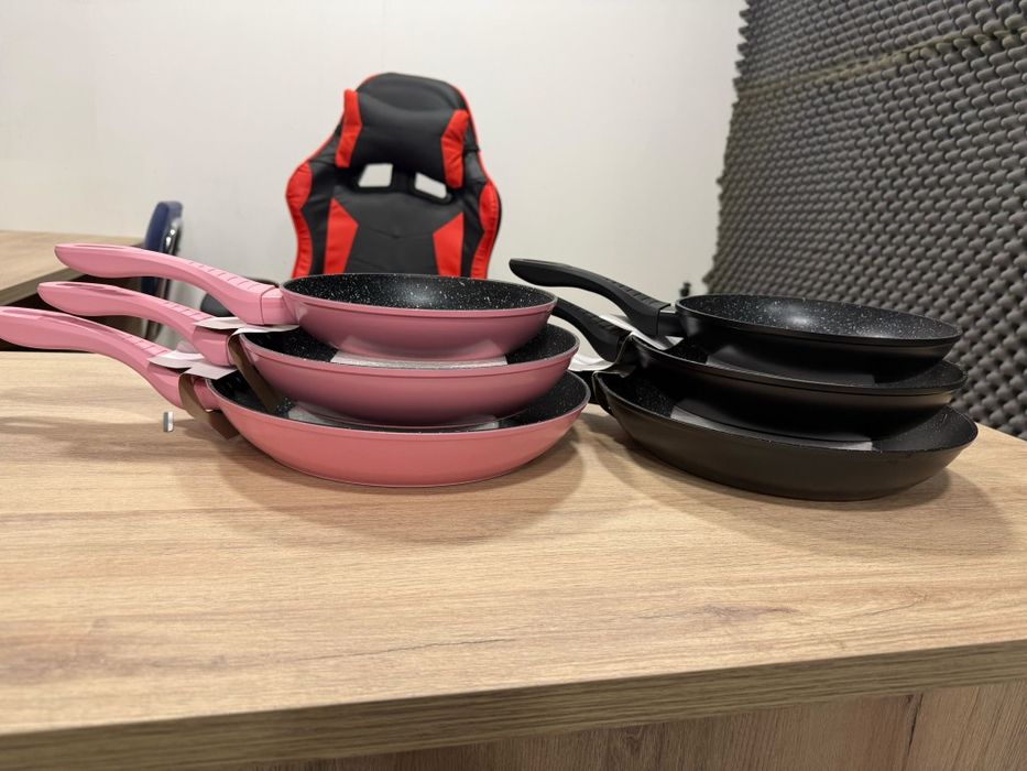 Комплект от 3 алуминиеви тигана с незалепващо мраморно покритие