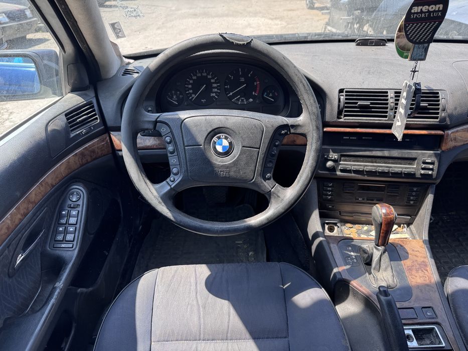 BMW 530d e39 184hp 2000г На Части