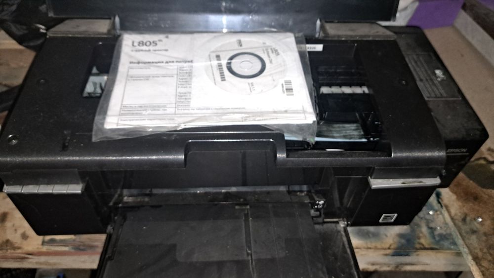фотопринтер Epson L805 с Wi-Fi