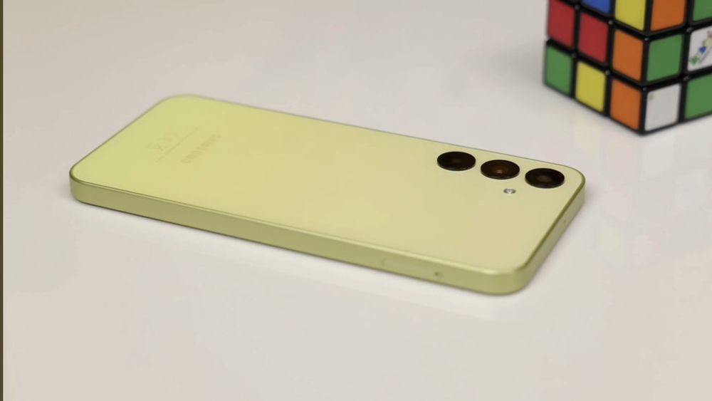 Samsung A25 в идеальном состоянии