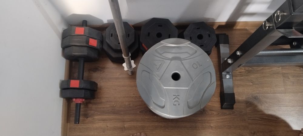 Продам срочно торг есть