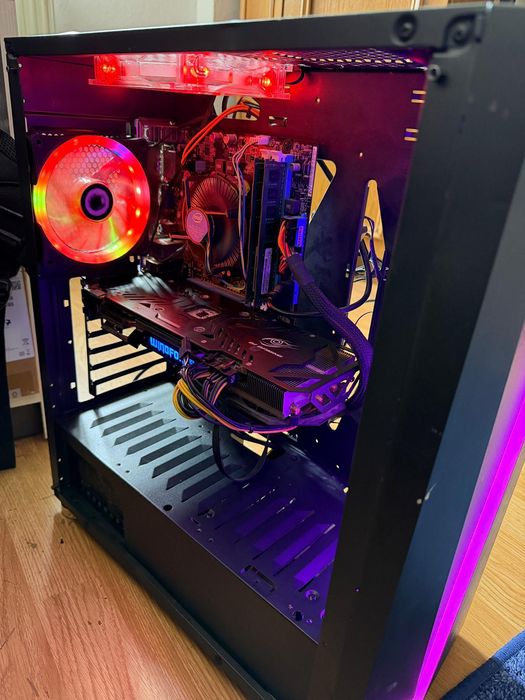 Calculator gaming / monitoare