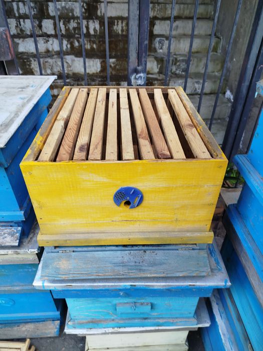 Кошери за пчели  многокорпусни