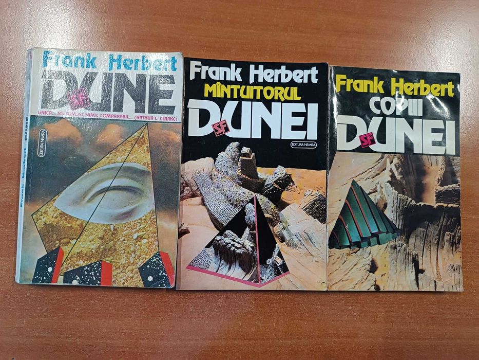 Vand carti SF - Frank Herbert - Dune