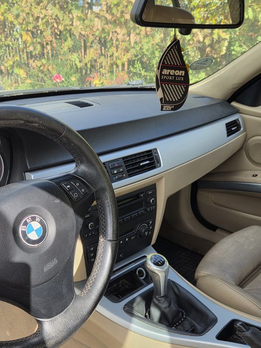 De vanzare BMW  390