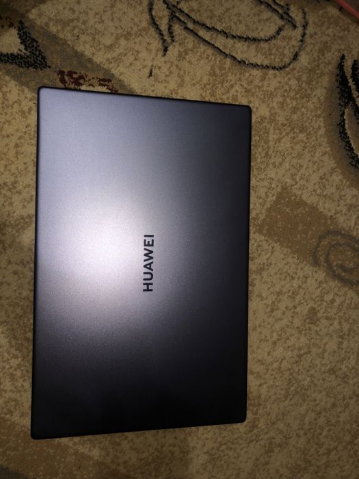 продам ноутбук хуаевей
