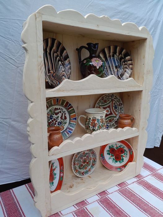 Vând etajera din lemn cu 2 polițe