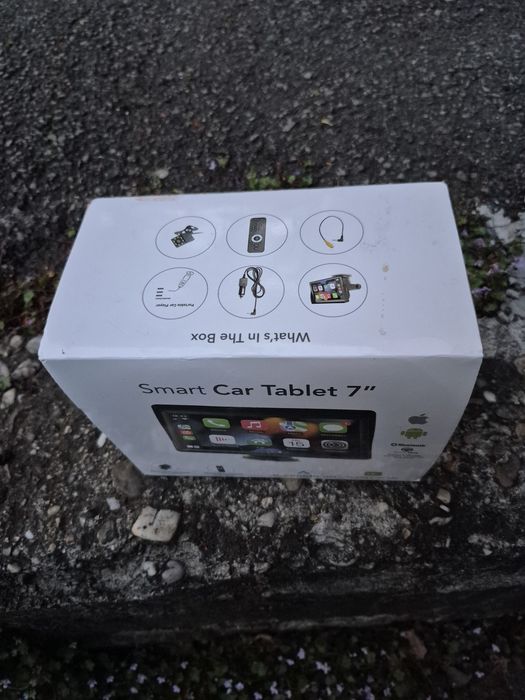 Tableta  navigație auto smart,cu android auto