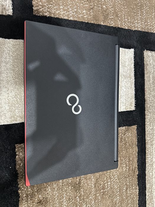Laptop fujitsu E544 i 5