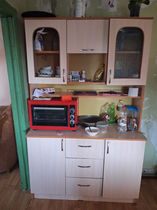 Продам Кухонный Шкаф