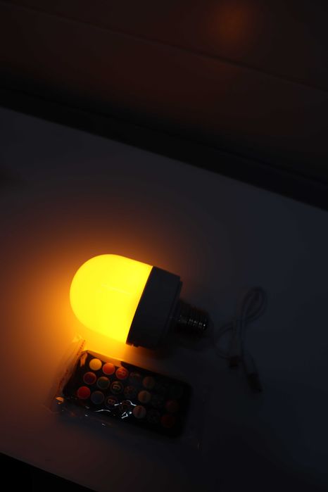 USB акумулаторна крушка с дистанционно управление, 12 цвята, 5w