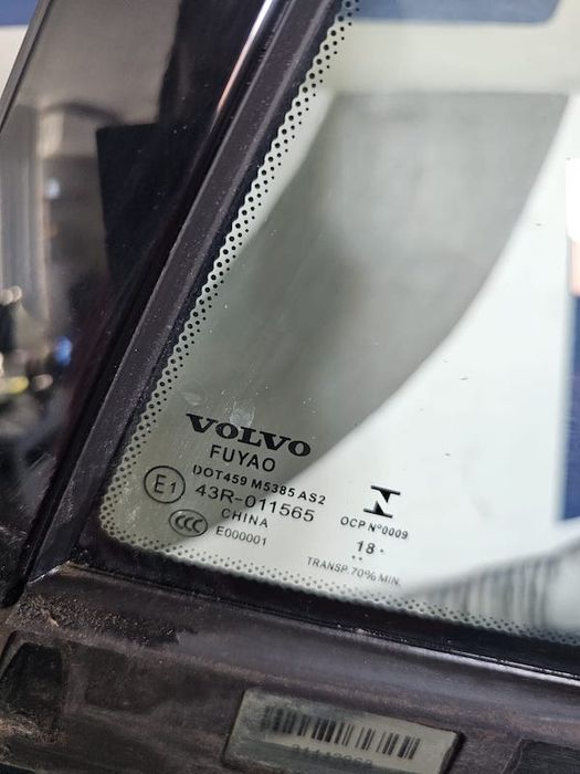 Geam stanga spate mic  VOLVO V60 V60CC 2019+ 31442968