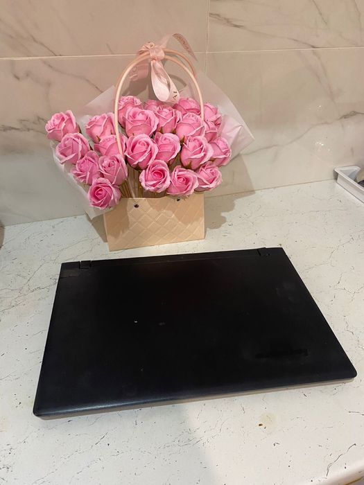 Ноутбук для запчасти