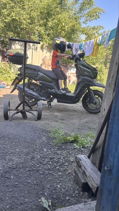 Скутер продам срочно