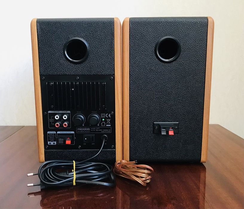 microlab B-77 Акустические колонки