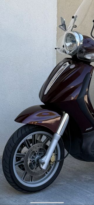Piaggio Beverly  500
