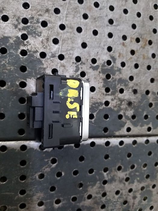 Buton geam electric dreapta spate mercedes a class w177 a1679050201