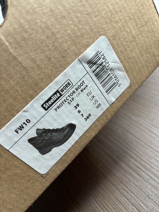 Vand incaltaminte de protectie