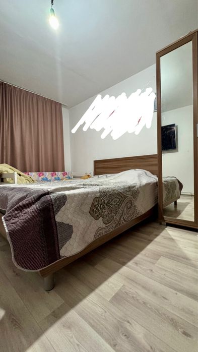 Продам спальный гарнитур