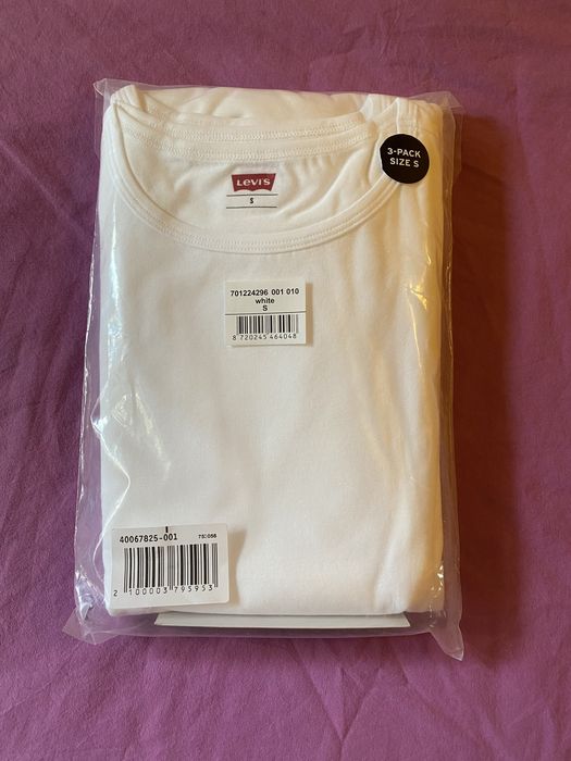 Set 3 tricouri Levi’s, masura S