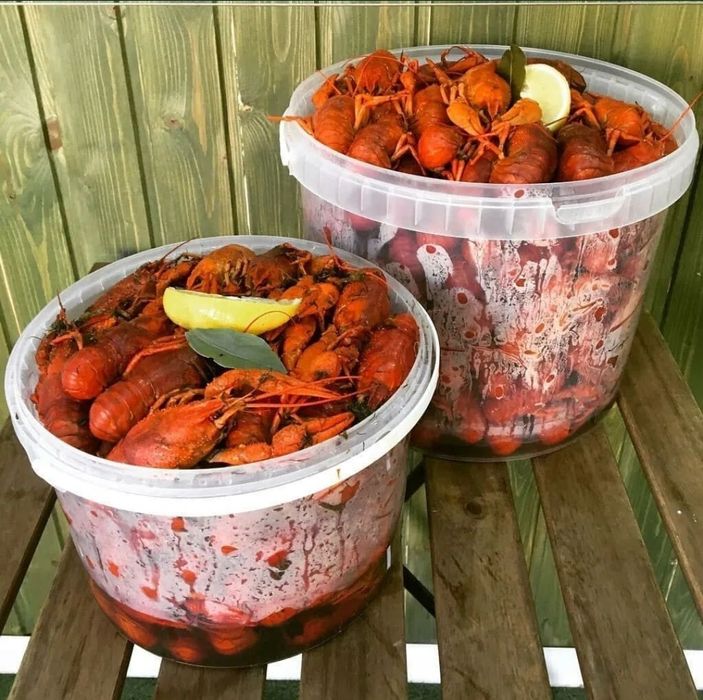 Вкусные раки и морские сеты