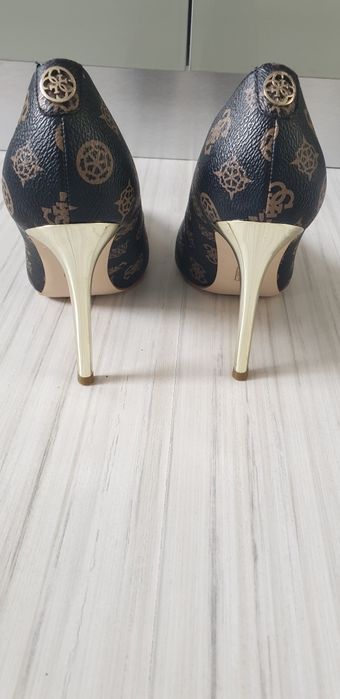 Guess  Womens Size 40/25.5см  ОРИГИНАЛ! Дамски токчета!