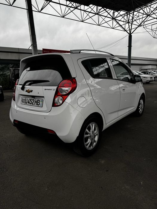 СРОЧНА прадаётся Спарк А.Т