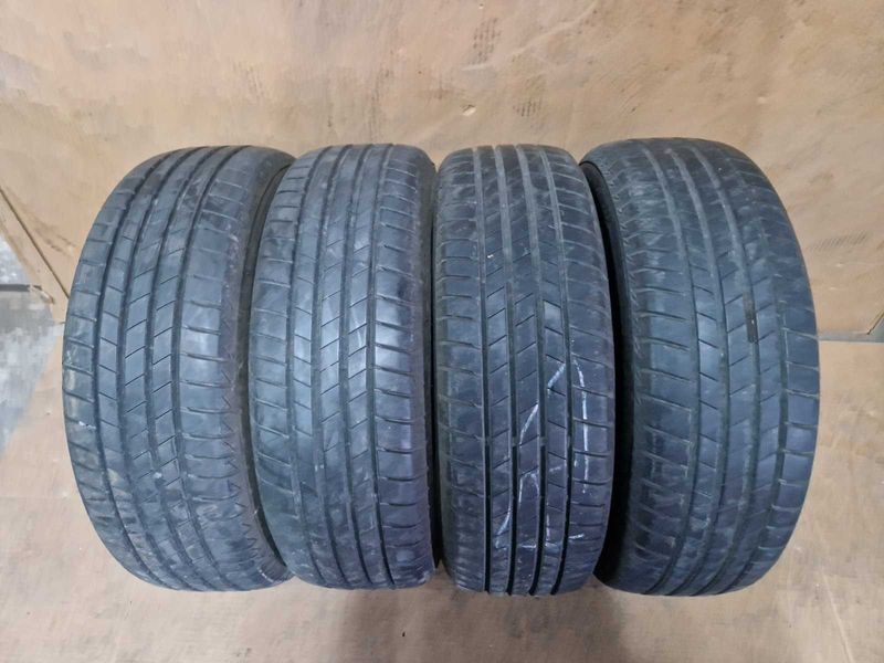 4 Bridgestone R15 185/65/ Anvelope de vară DOT0620