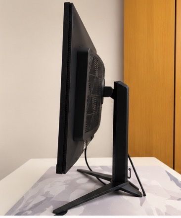 Impecabil - Monitor Acer Predator 31.5 inch, Negru, 180Hz, QHD