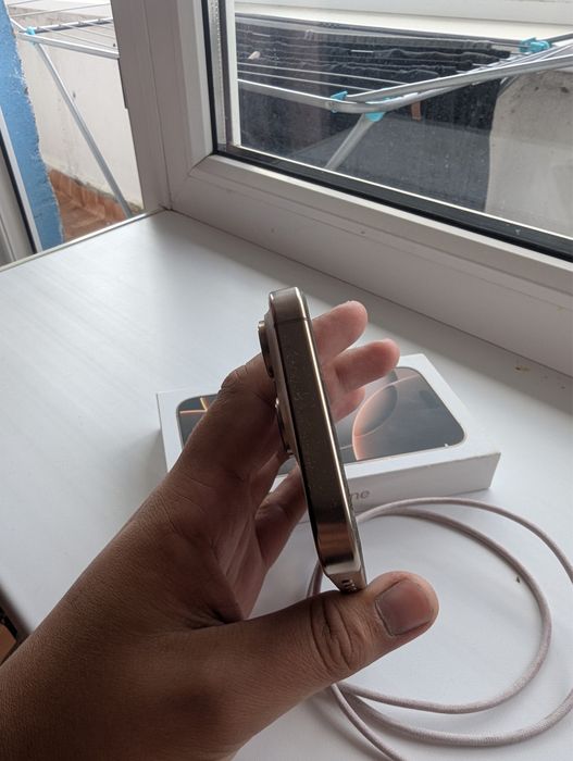 iPhone 16 Pro 256Gb