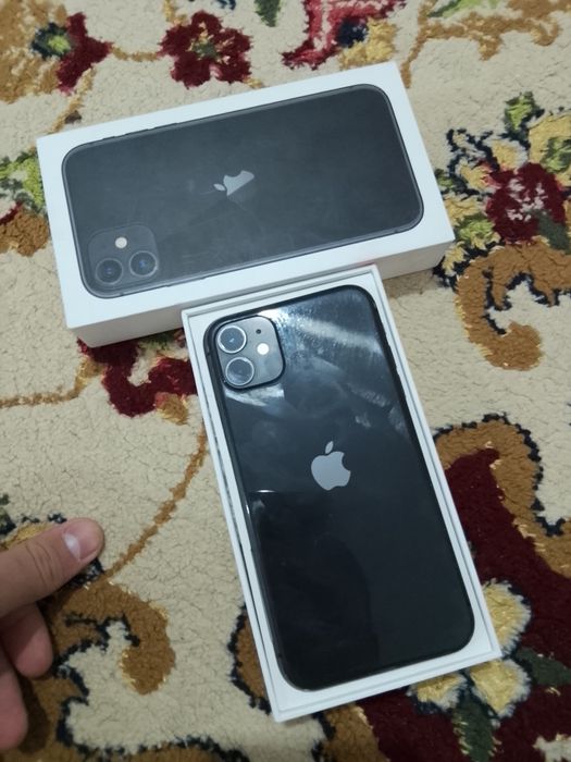 Айфон 11сатылад срочно