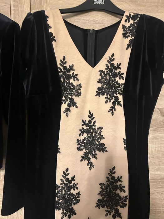 Vand rochie cu bolerou de ocazie