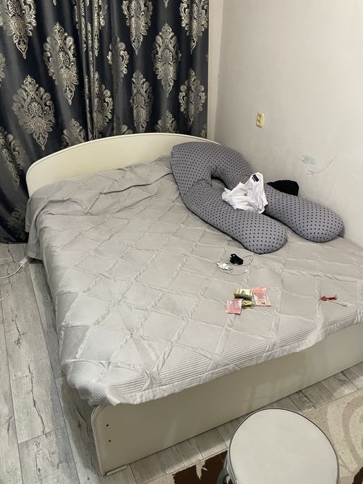 Продам кровать и диван хорошем состояние