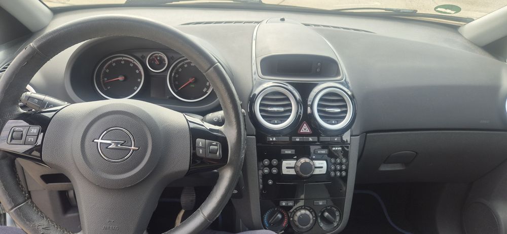 Opel Corsa D , 1.2 benzina , 2009