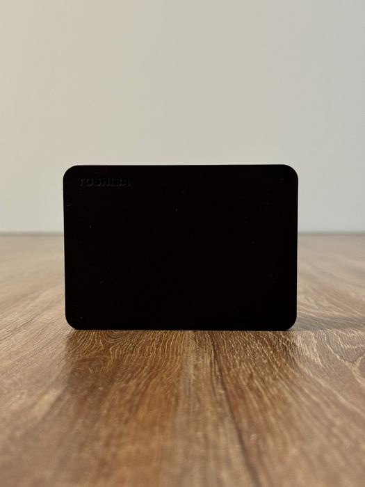 Toshiba Canvio Basics 4TB - 2.5” Преносим външен HDD (USB 3.0)