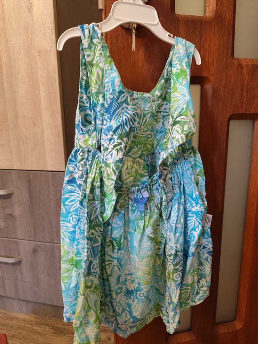 Няколко рокли размер 104