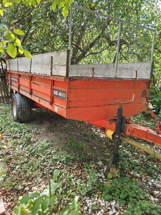 Mig de gunoi , remorca împrăștiat bălegar, gunoiera deutz fahr 5,5 t